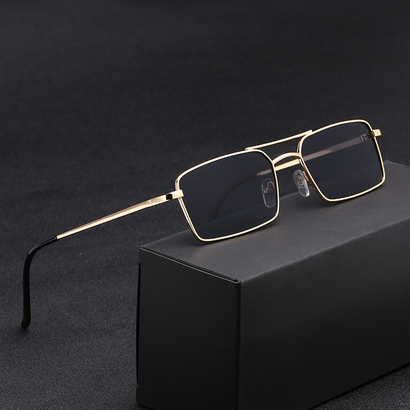 New Women Brands Design Anti-R - Designer Sunglasses 评论和价格