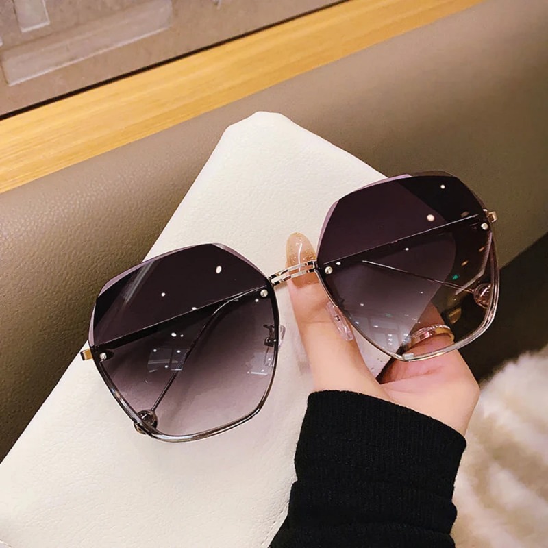 Brand Design Fashion New Polyg - Designer Sunglasses 评论和价格