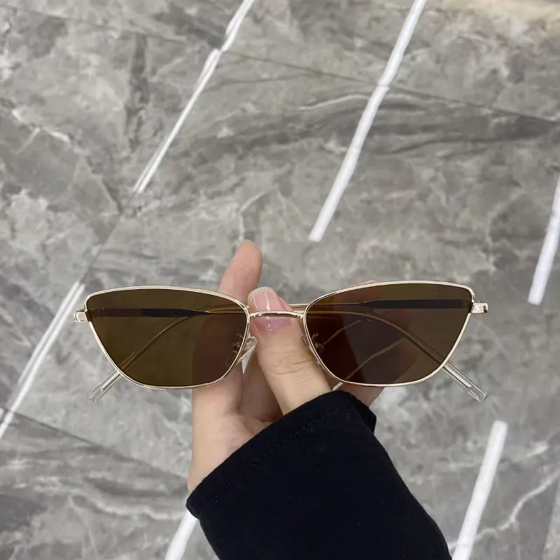 Vintage Small Frame Shades Cat - Designer Sunglasses 评论和价格